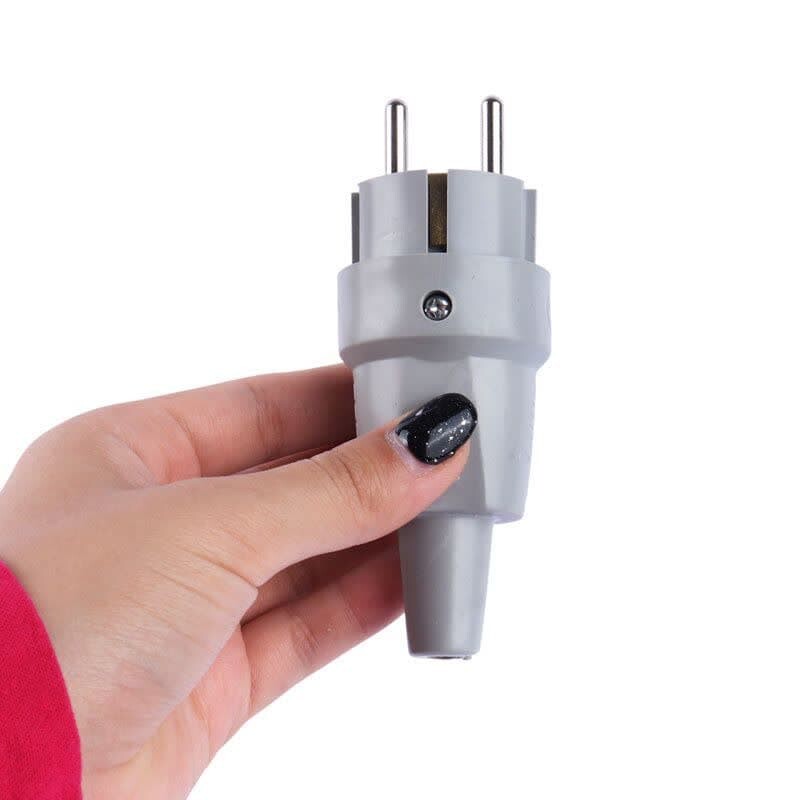 دوشاخه برق صنعتی ارت دار